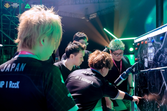 雄厚的资金 雄厚的资金