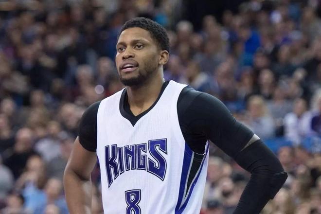 让不少球迷 让不少球迷