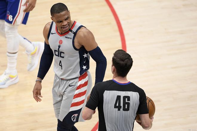 一场比赛的 一场比赛的