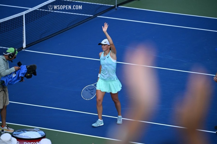 战术不兼容 战术不兼容